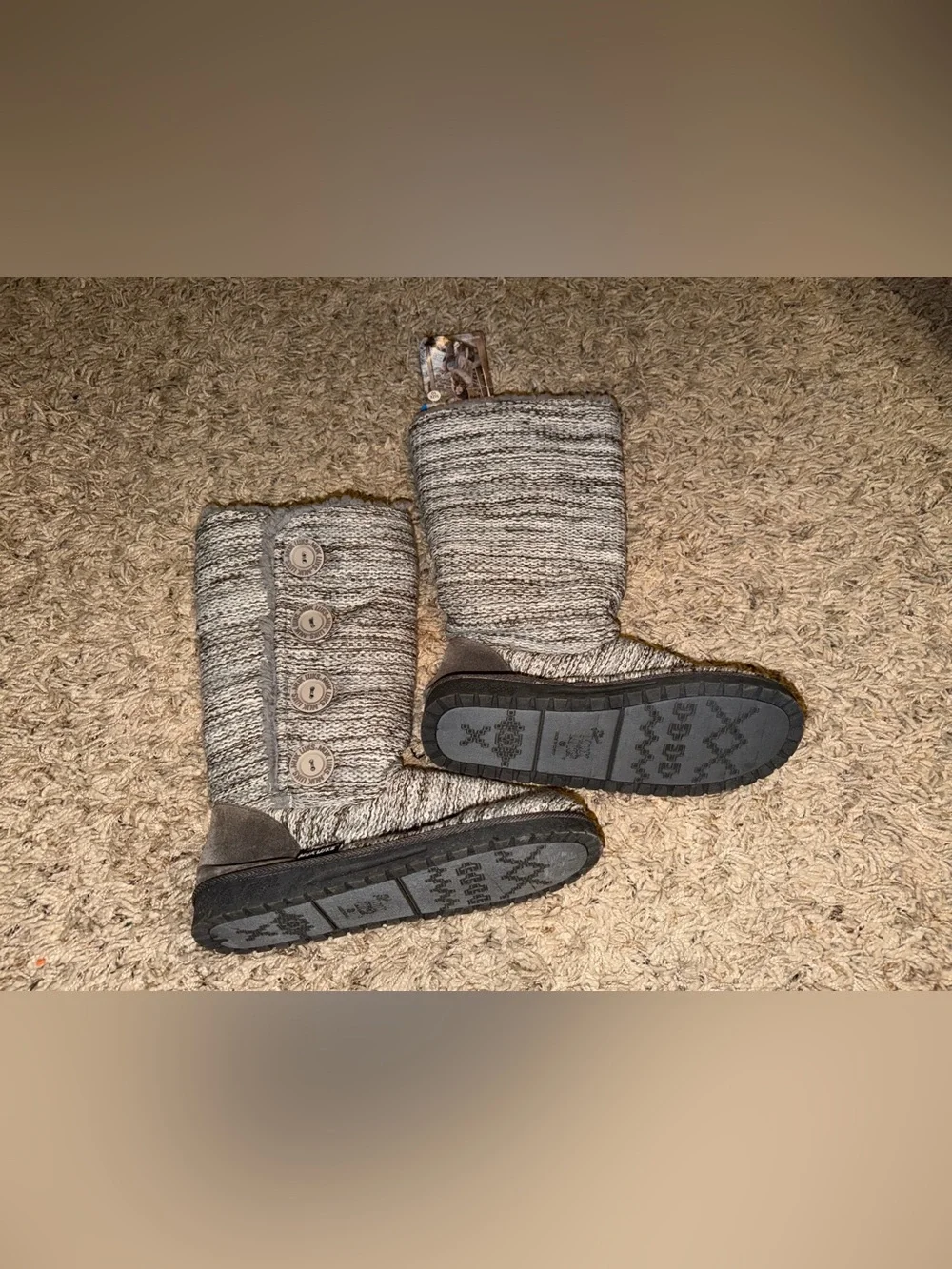 Size 10 Muk Luks Gray Knit Button Booties